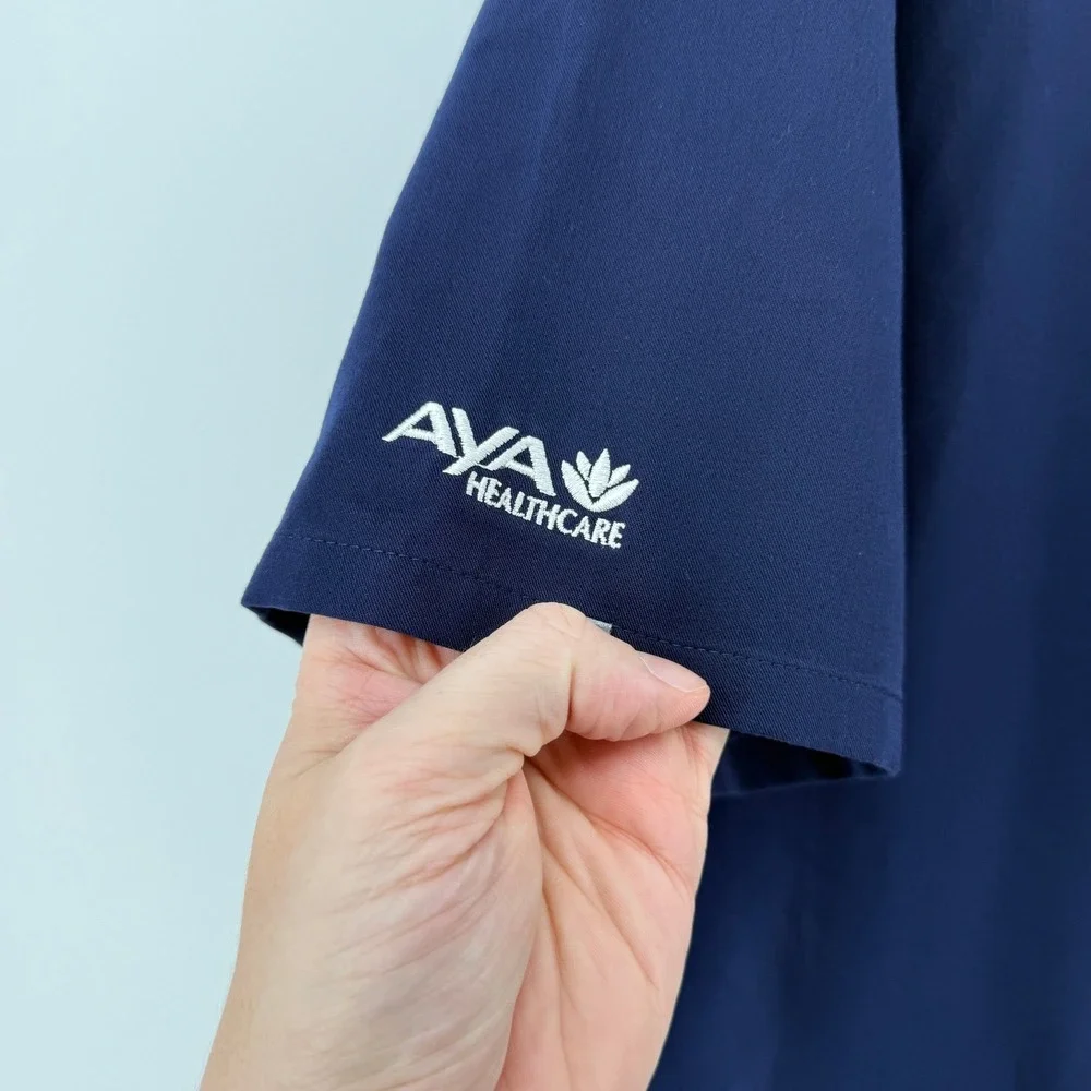 Figs Casma Three-Pocket Scrub Top Navy Blue Women XXL FW1100 PO #1659 Logo Nurse